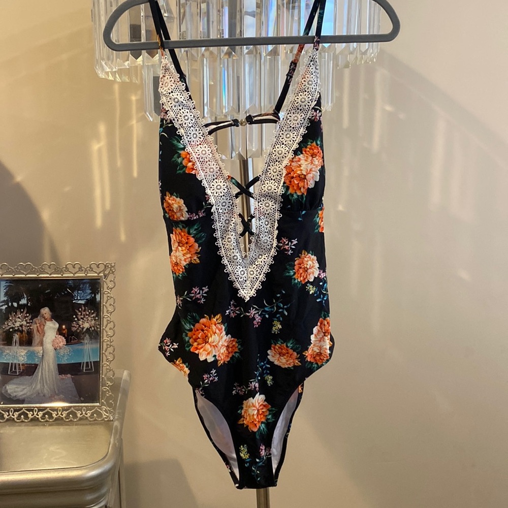 Cupshe one piece